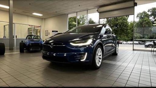 TESLA MODEL X 2017 5YJXCDE29HF074893 image